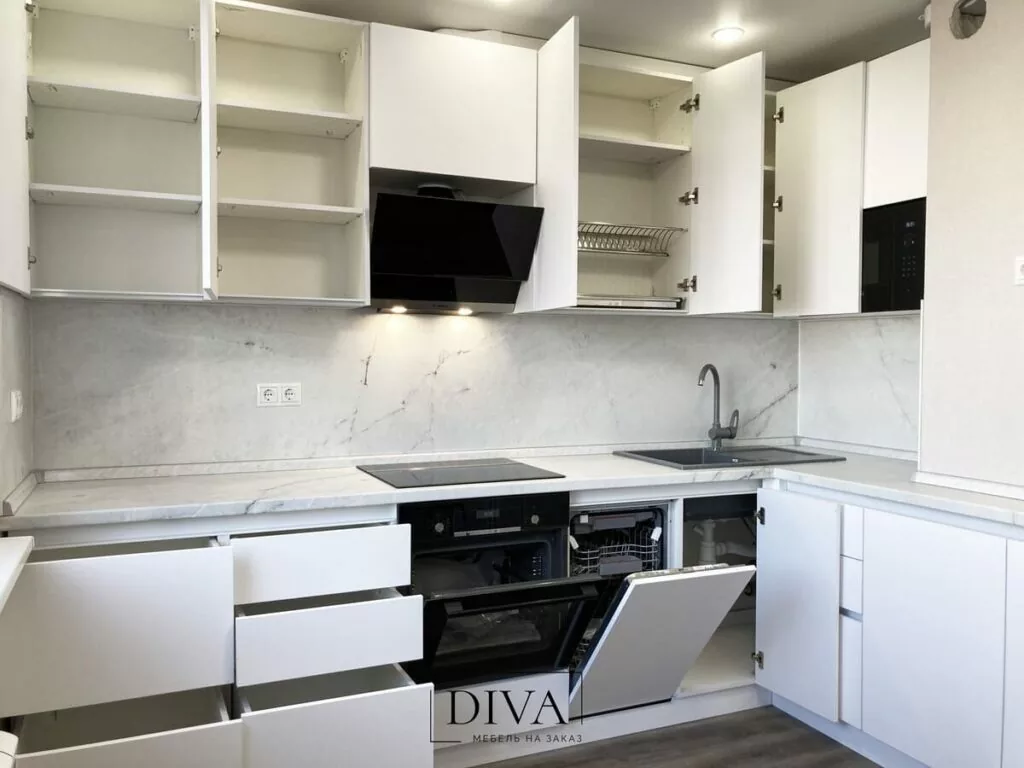 белая кухня